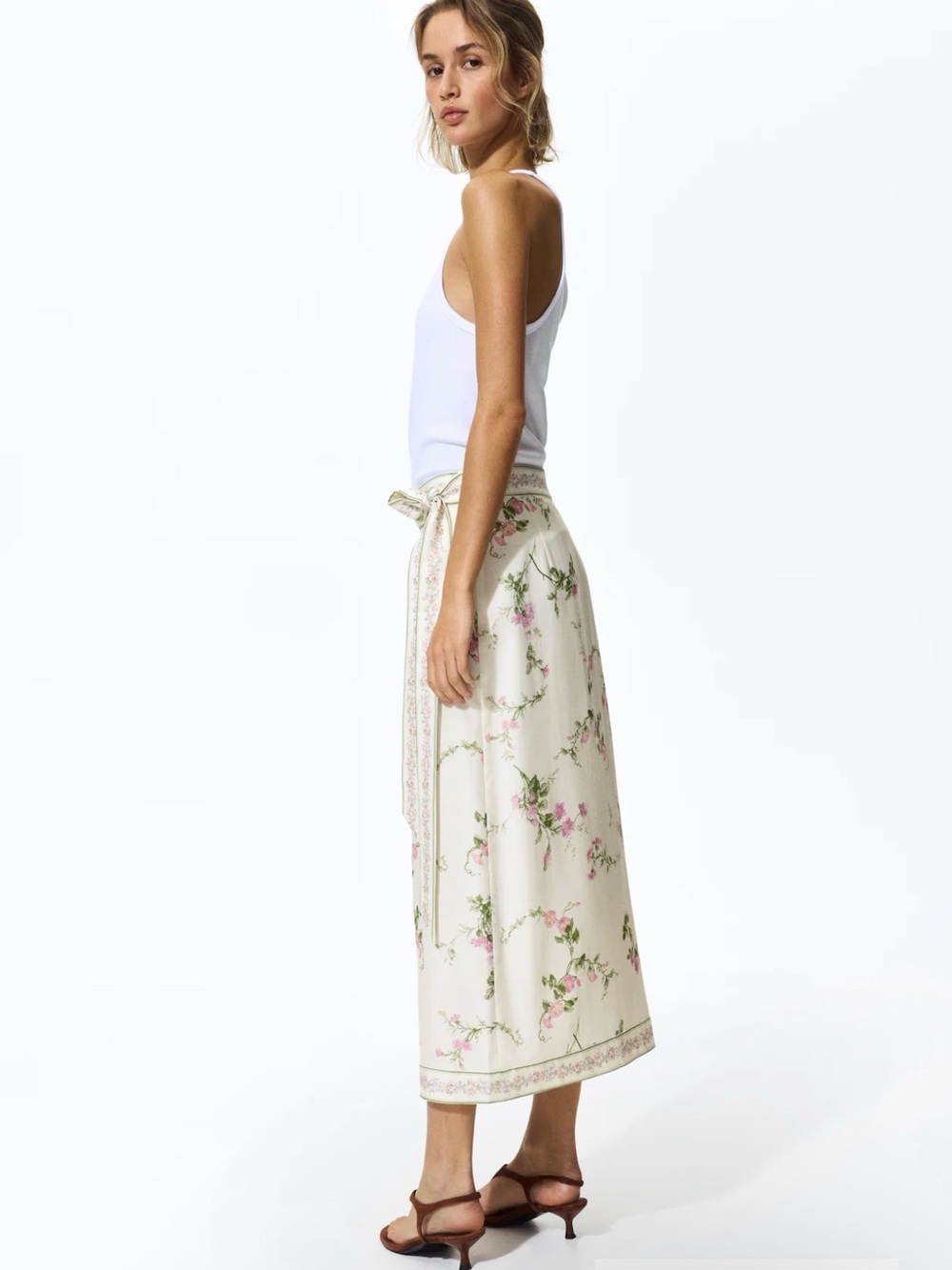 H&M Lyocell-Blend White/Floral Printed Midi Wrap Skirt. Size XS
